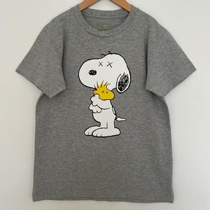 KAWS x PEANUTS UNIQLO TEE